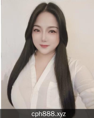 瑶海区天然巨乳少妇