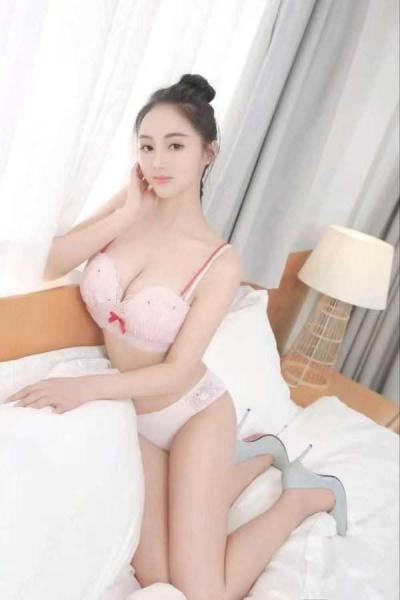 黄埔清纯甜美性感美女-彤彤