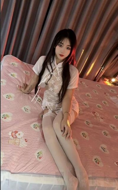 纯欲白丝骚妹子