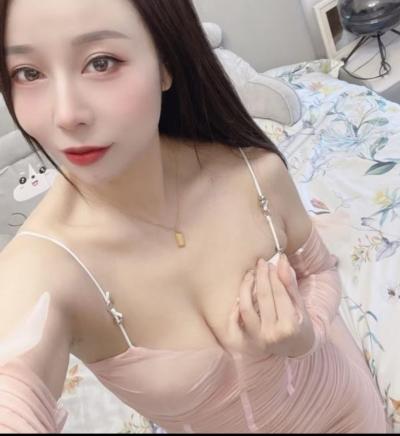 风韵迷人小荡妇