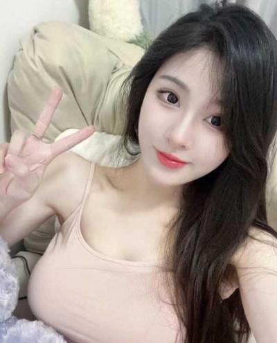 福田嫩妹初次下海服务