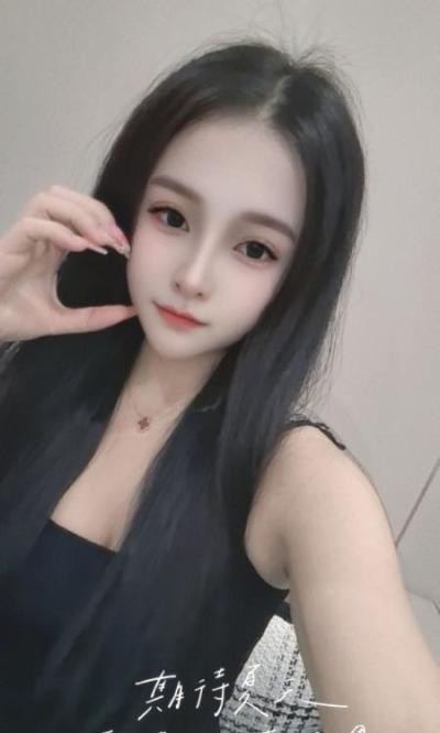 翘臀大胸泡泡