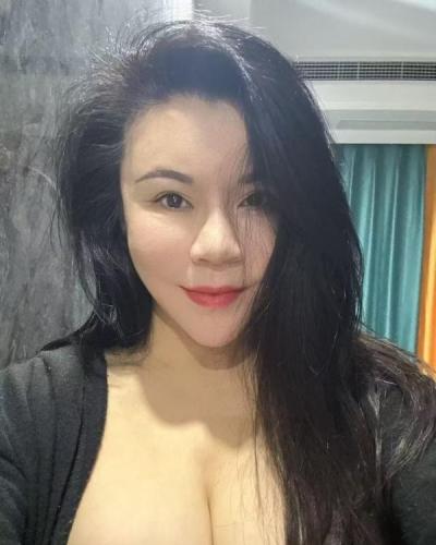 福建大奶熟女飘雪