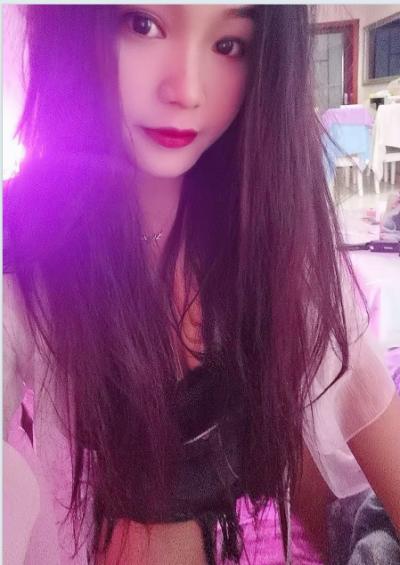 成都市东站闺蜜可双飞丝袜求撕