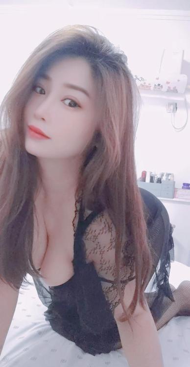 河南 满嘴骚话的大奶少妇