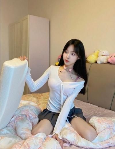 黄埔新人妩媚温柔可爱-惠子