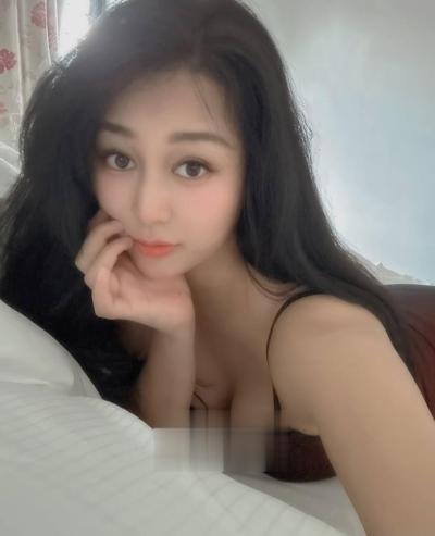 金水貌美翘臀小少妇