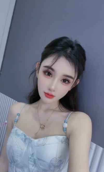 晒布老师苏小小