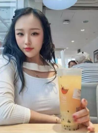 罗湖性感美少私人定制魅力女人-白雪