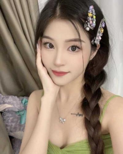 南海天然美白女生服务-月月