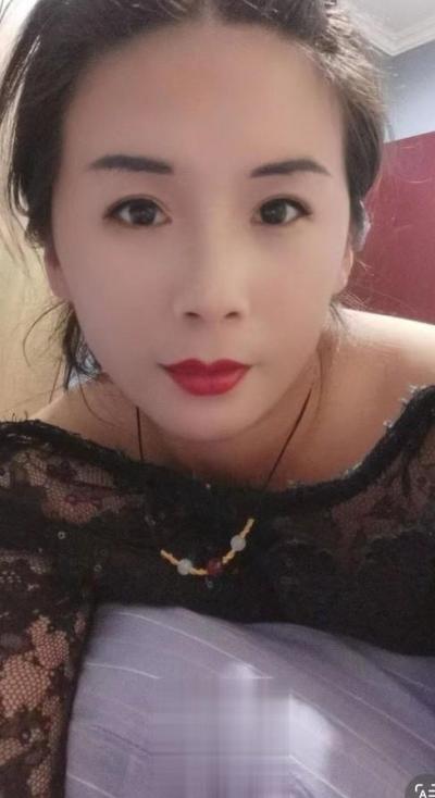 金水口活一绝的小嫂子