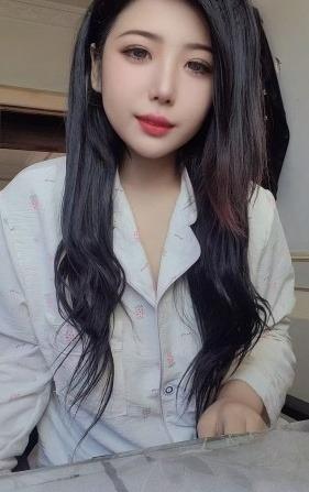 胸微大