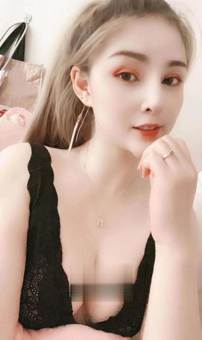太原纯欲小骚货波大粉逼逼
