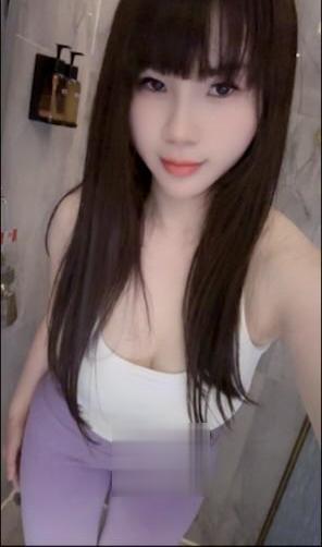 刚下海兼职的嫩逼美女服务一流