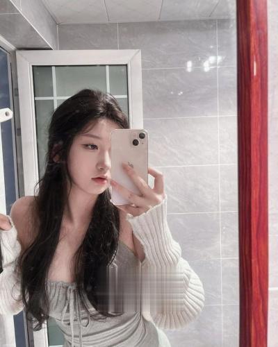 娇柔小骚妹服务好深情