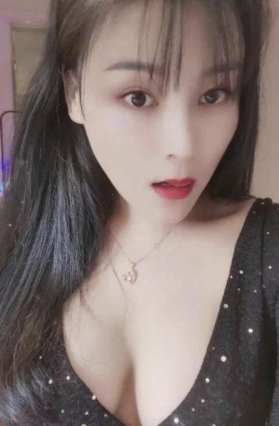 温柔大胸骚货妹子