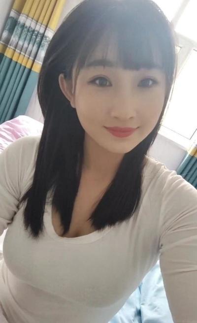 重庆极品兼职嫩妹